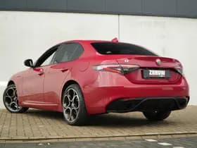 Alfa Romeo Giulia 2.0 Turbo 280 PK Competizione Q4 AWD | Harman | Veloce | 19" thumbnail 21