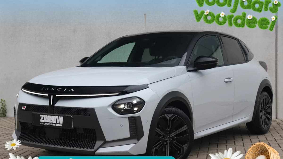 Lancia Ypsilon 1.2T Hybride HF Line | Sala | Tech pack | Navi | — foto 1