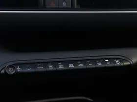 Jeep Avenger Summit 54kWh | Leder | Winter | Carplay | Camera thumbnail 16