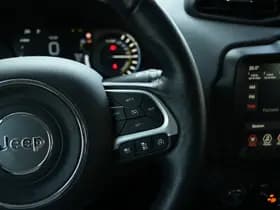 Jeep Renegade 4xe 240 PK Hybrid S | Leder | Navi | Winter | LED | Camera | 19" thumbnail 14