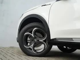 Alfa Romeo Junior 1.2 Turbo Ibrida 145 PK Sport Speciale | Pano | Techno | 18" thumbnail 14