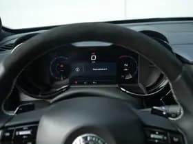 Alfa Romeo Junior 1.2 Turbo Ibrida 145 PK Sport Speciale | Pano | Techno | 18" thumbnail 15