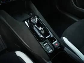 Alfa Romeo Junior 1.2 Turbo Ibrida 145 PK Sport Speciale | Pano | Techno | 18" thumbnail 19