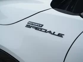 Alfa Romeo Junior 1.2 Turbo Ibrida 145 PK Sport Speciale | Pano | Techno | 18" thumbnail 6