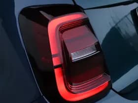 Fiat 500e Cabrio La Prima 42 kWh | Technology | Winter | BTW | 17" thumbnail 33