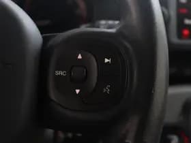 Fiat Panda 1.0 Hybrid 70 PK City Life | Carplay | AIrco | 5zits | Privacy thumbnail 12