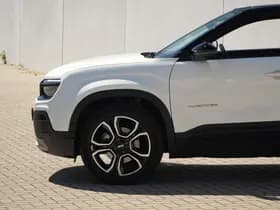 Jeep Avenger thumbnail 10