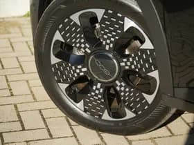 Fiat 600e La Prima 54 kWh | Navi | Camera | Carplay | 18" thumbnail 18