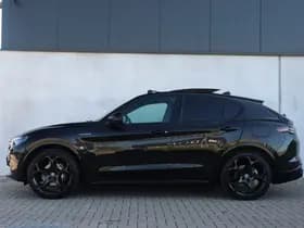 Alfa Romeo Stelvio thumbnail 13