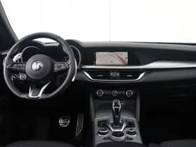 Alfa Romeo Stelvio thumbnail 6