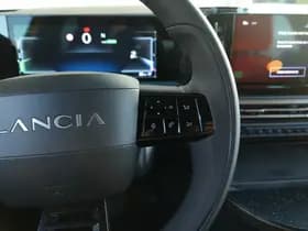 Lancia Ypsilon LX 51 kWh | Navi | Exclusive | "Oro" thumbnail 35