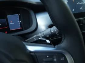 Jeep Avenger 1.2 e-Hybrid Summit | Navi | JBL | Camera | Winter | 18" thumbnail 9