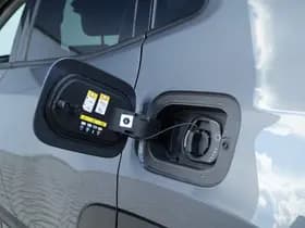 Jeep Compass 4xe 240 PK Hybrid Trailhawk | Pano | Leder | 360cam | Winter thumbnail 45