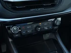 Jeep Compass 4xe 240 PK Hybrid Trailhawk | Pano | Leder | 360cam | Winter thumbnail 54