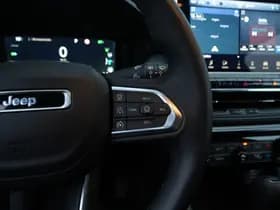 Jeep Compass 4xe 240 PK Hybrid Summit | Leder | Winter | Navi | Premium | 19" thumbnail 16