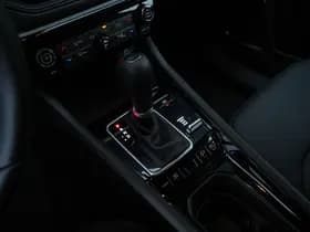 Jeep Compass 4xe 240 PK Hybrid Summit | Leder | Winter | Navi | Premium | 19" thumbnail 18