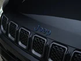 Jeep Compass 4xe 240 PK Hybrid Summit | Leder | Winter | Navi | Premium | 19" thumbnail 4