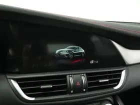 Alfa Romeo Giulia thumbnail 45
