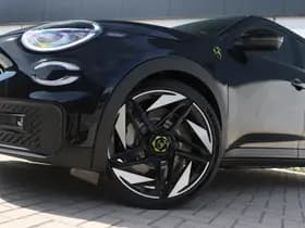 Abarth 600e Turismo 54 kWh | Sabelt | Boek nu uw proefrit! thumbnail 3