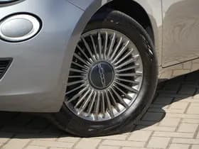 Fiat 500e thumbnail 6