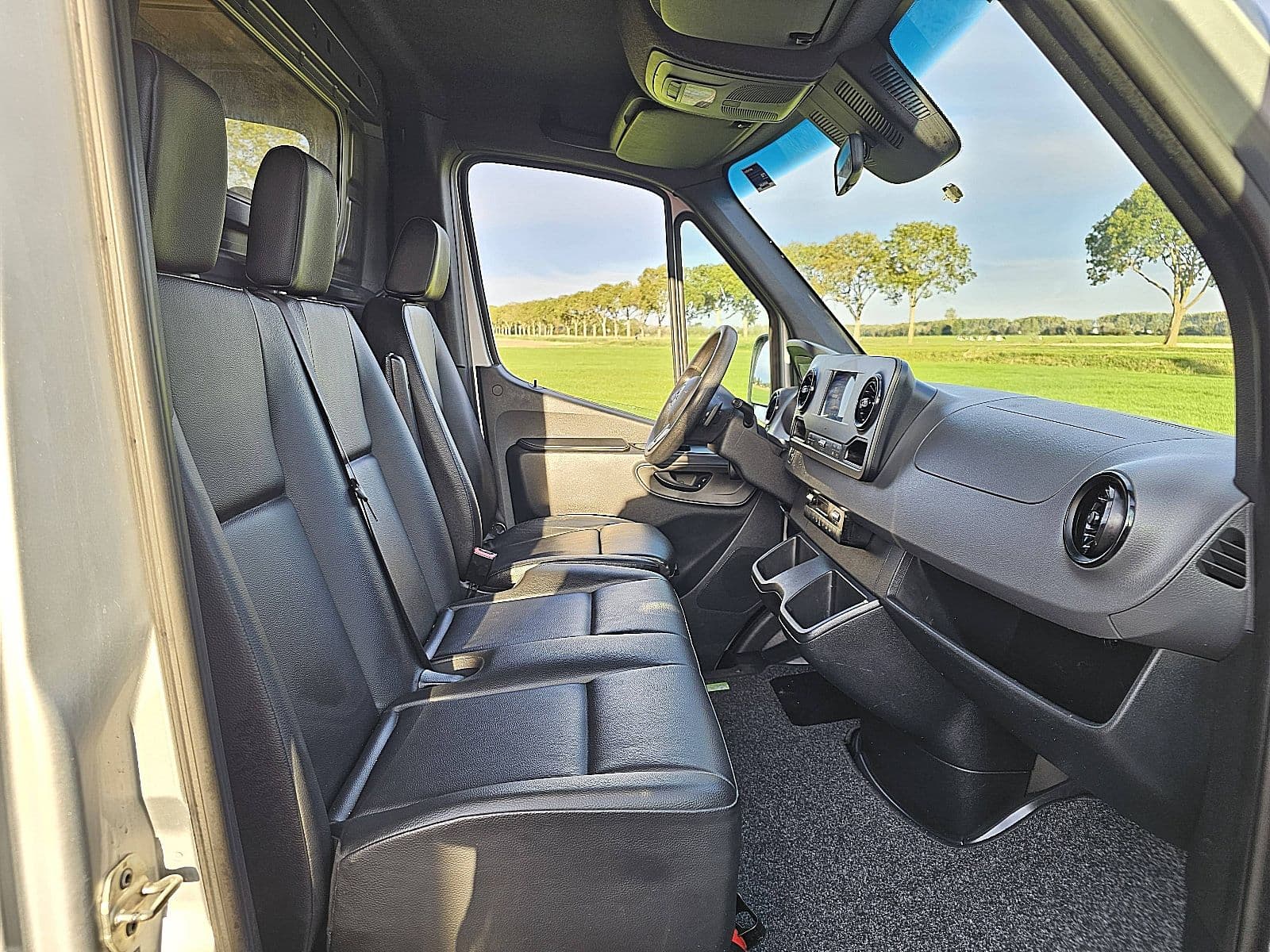 Mercedes-Benz Sprinter thumbnail 6