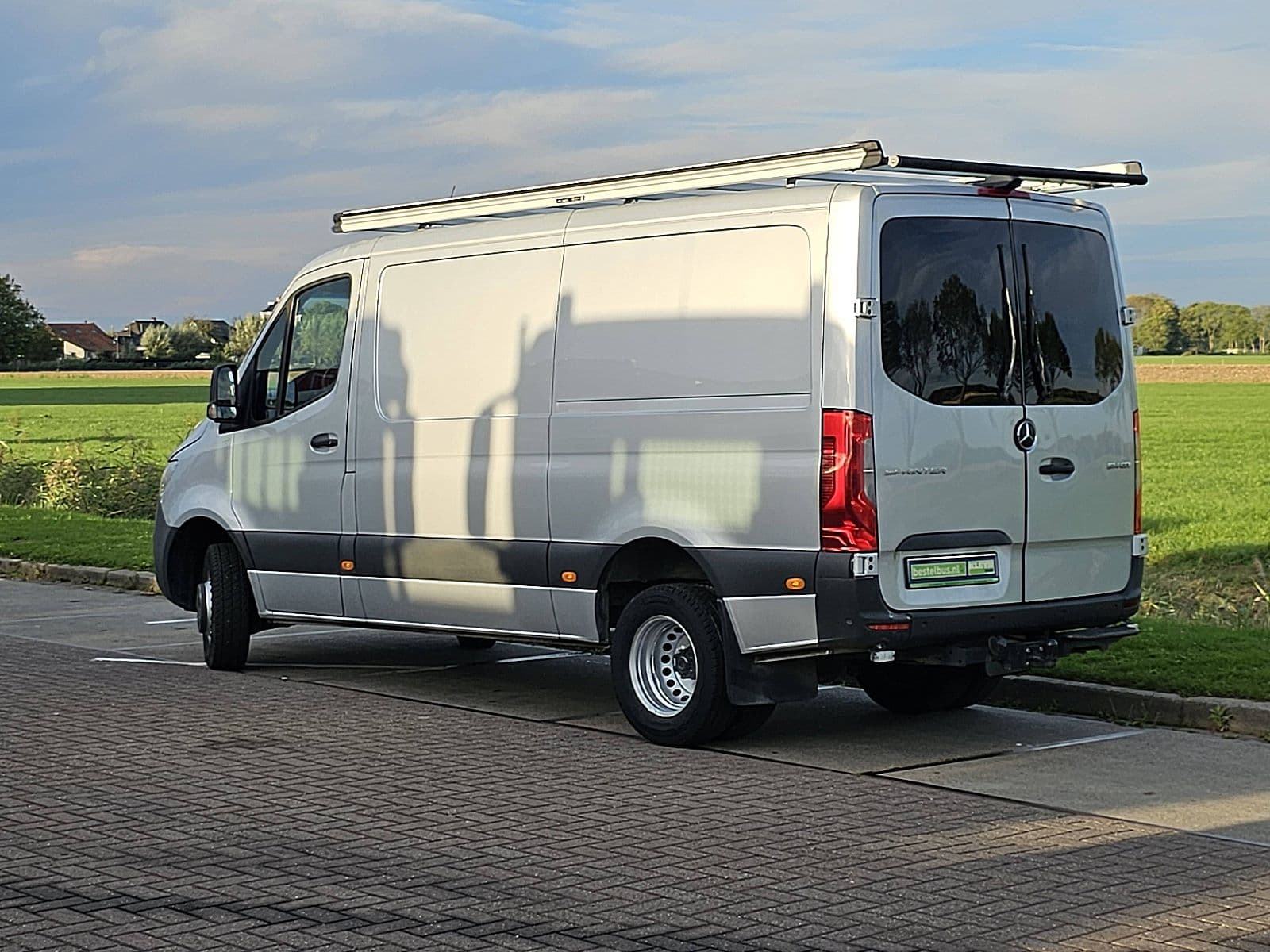 Mercedes-Benz Sprinter thumbnail 5