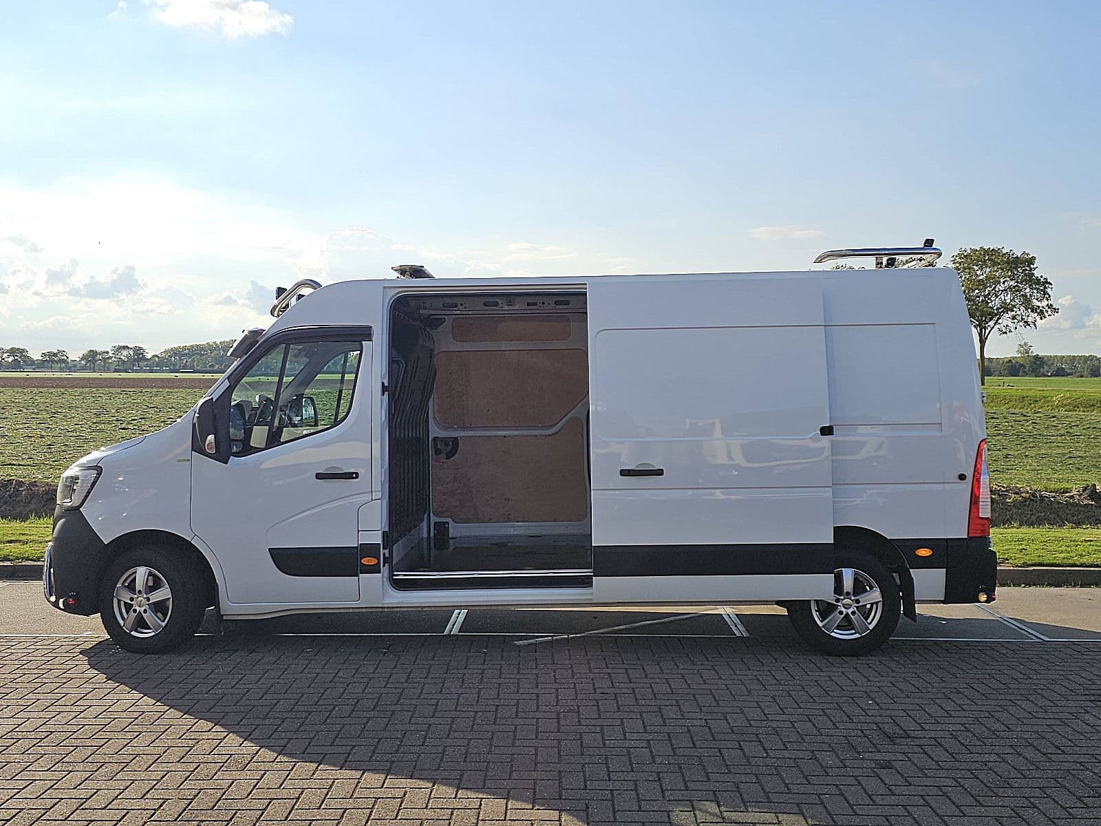 Renault Master thumbnail 19