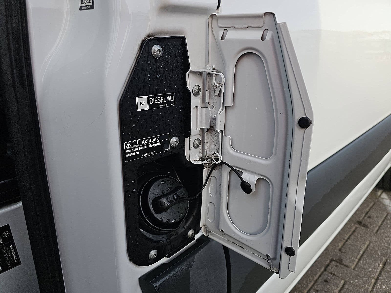 Mercedes-Benz Sprinter thumbnail 19