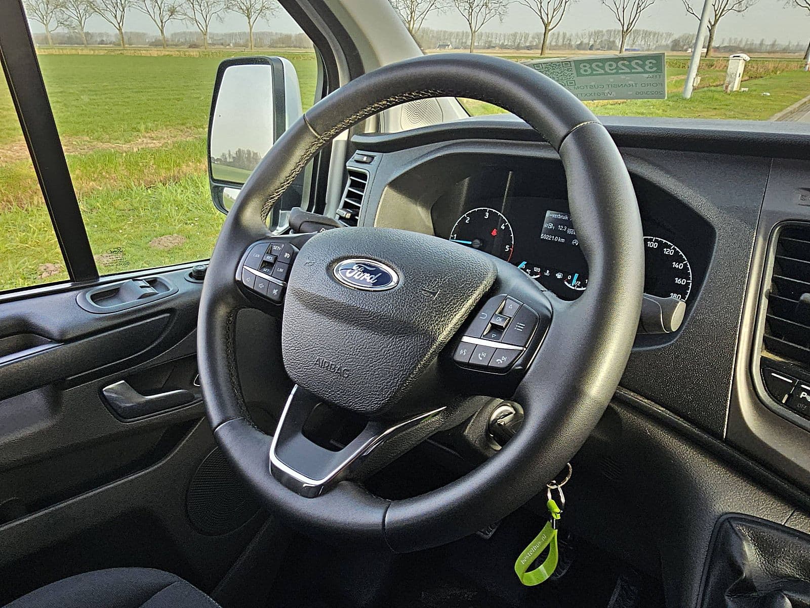 Ford Transit thumbnail 10