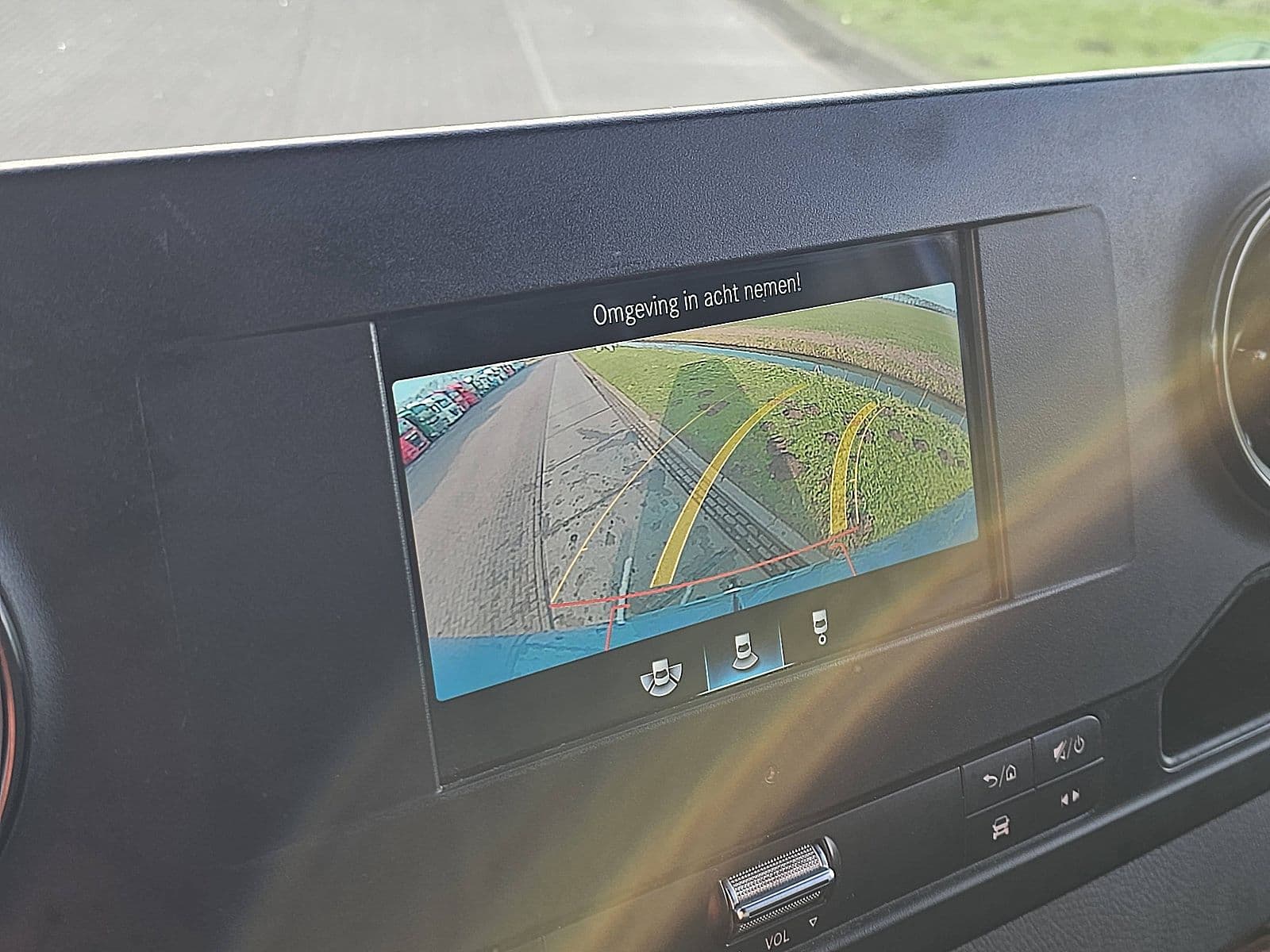 Mercedes-Benz Sprinter thumbnail 18