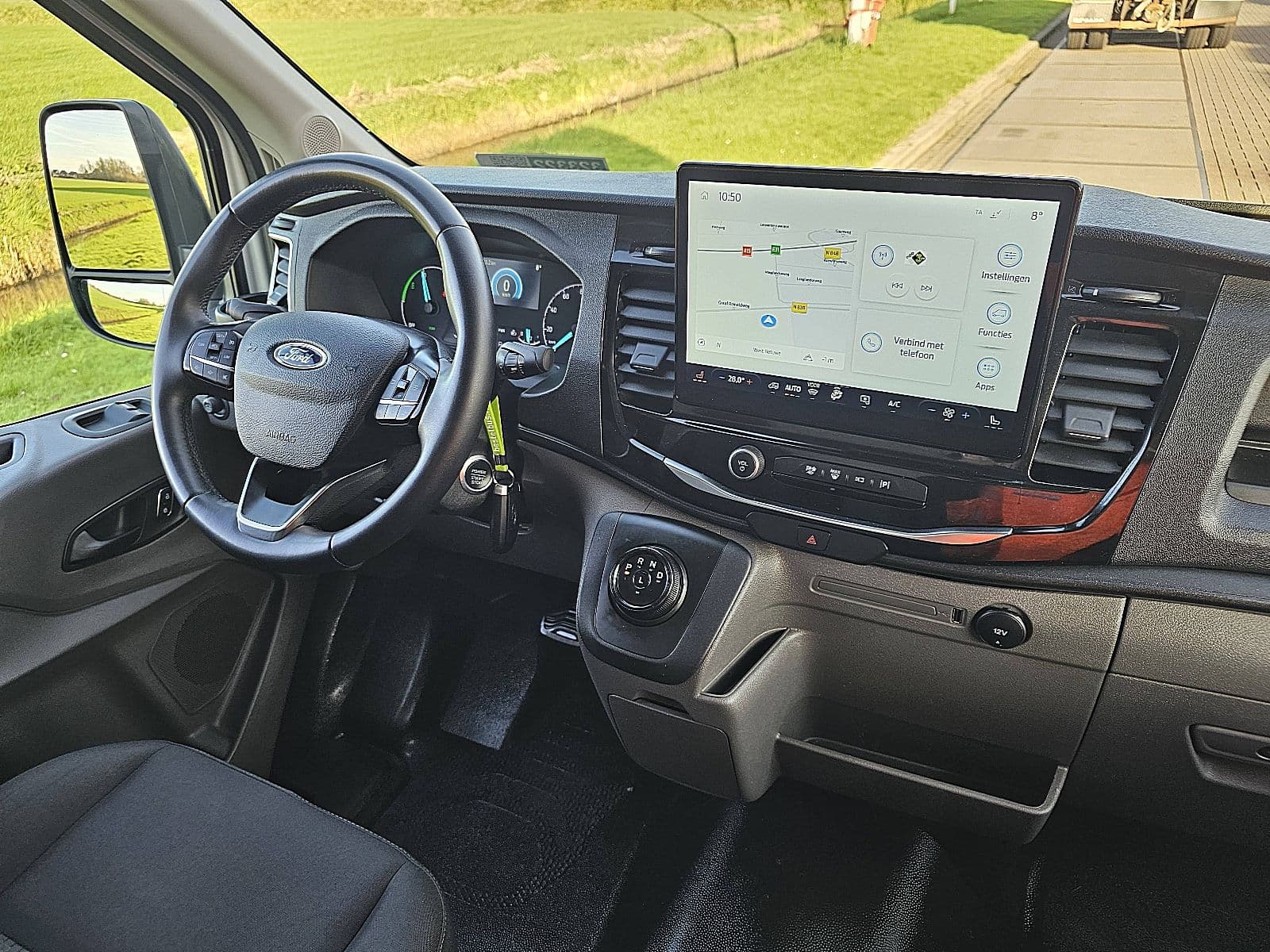 Ford E-Transit thumbnail 7