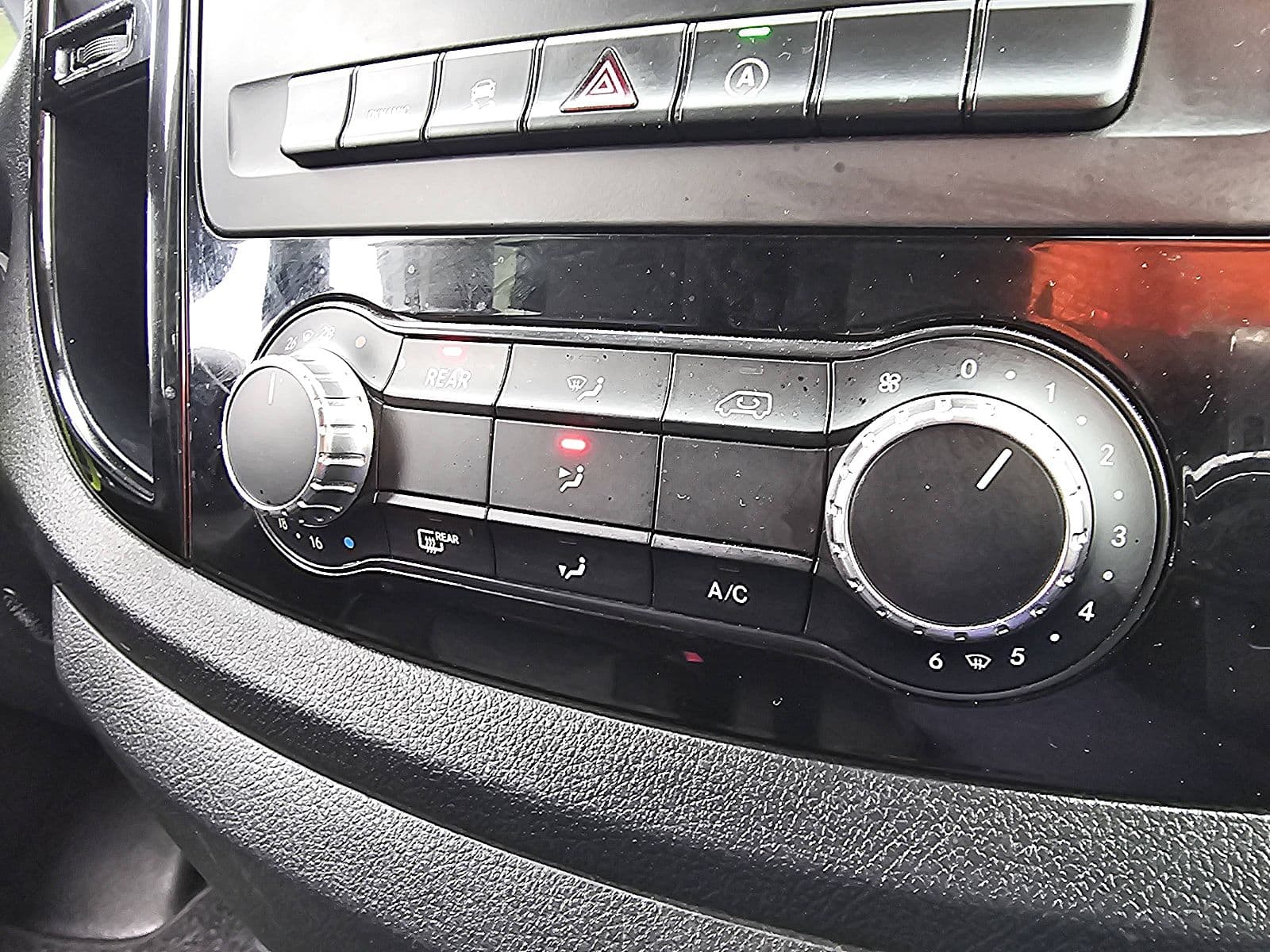 Mercedes-Benz Vito thumbnail 10