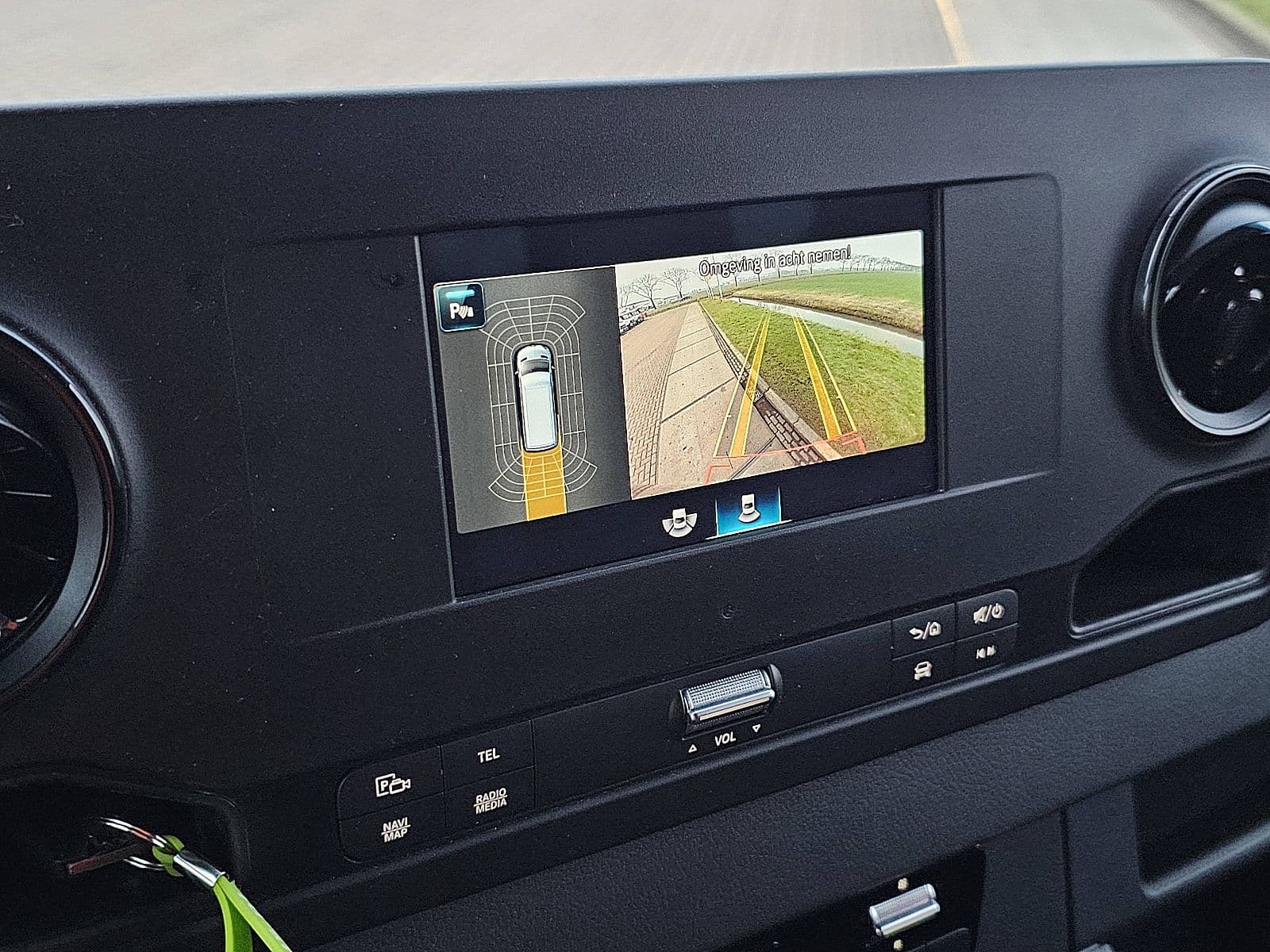 Mercedes-Benz Sprinter thumbnail 17