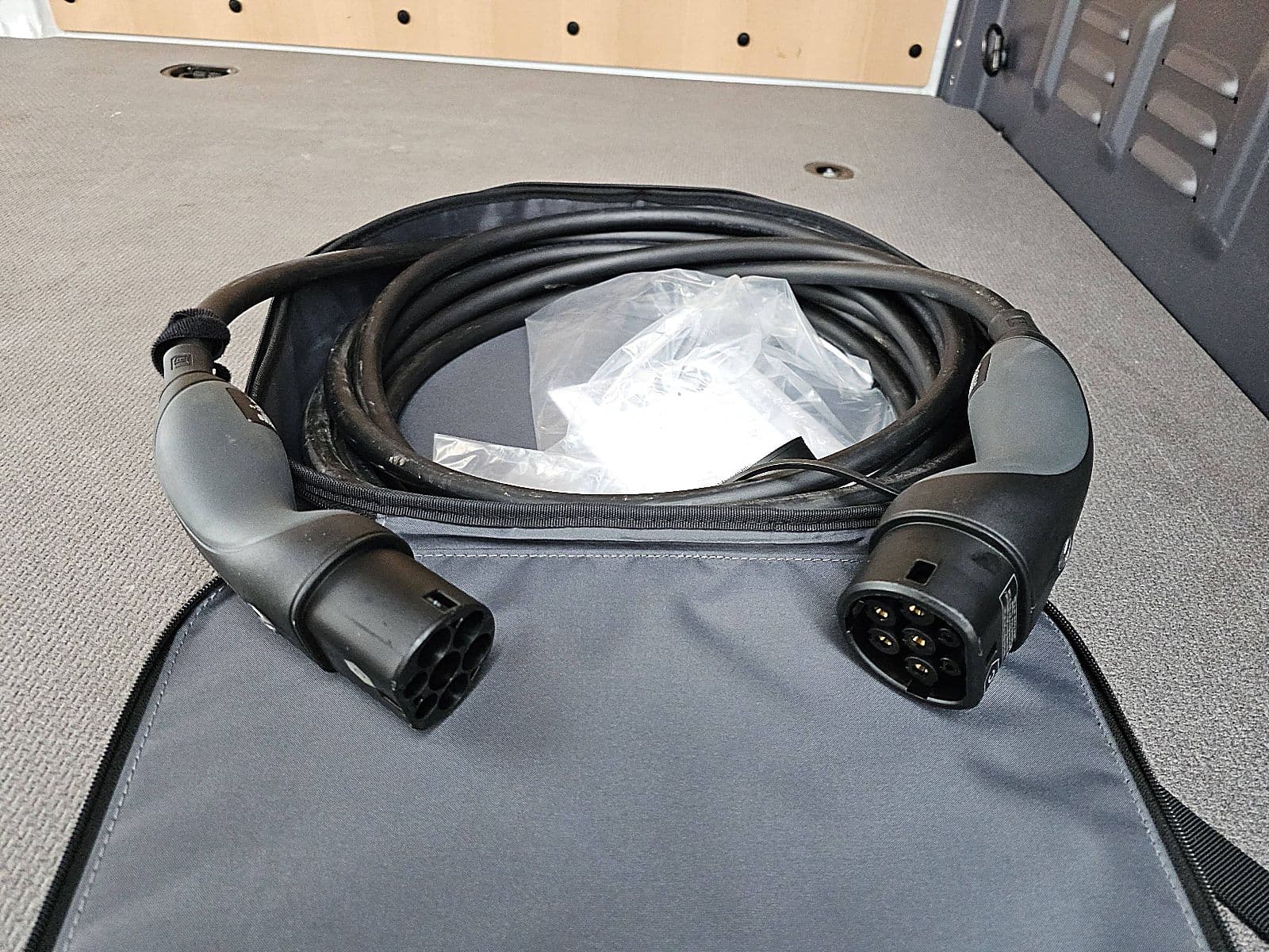 Mercedes-Benz Esprinter thumbnail 18