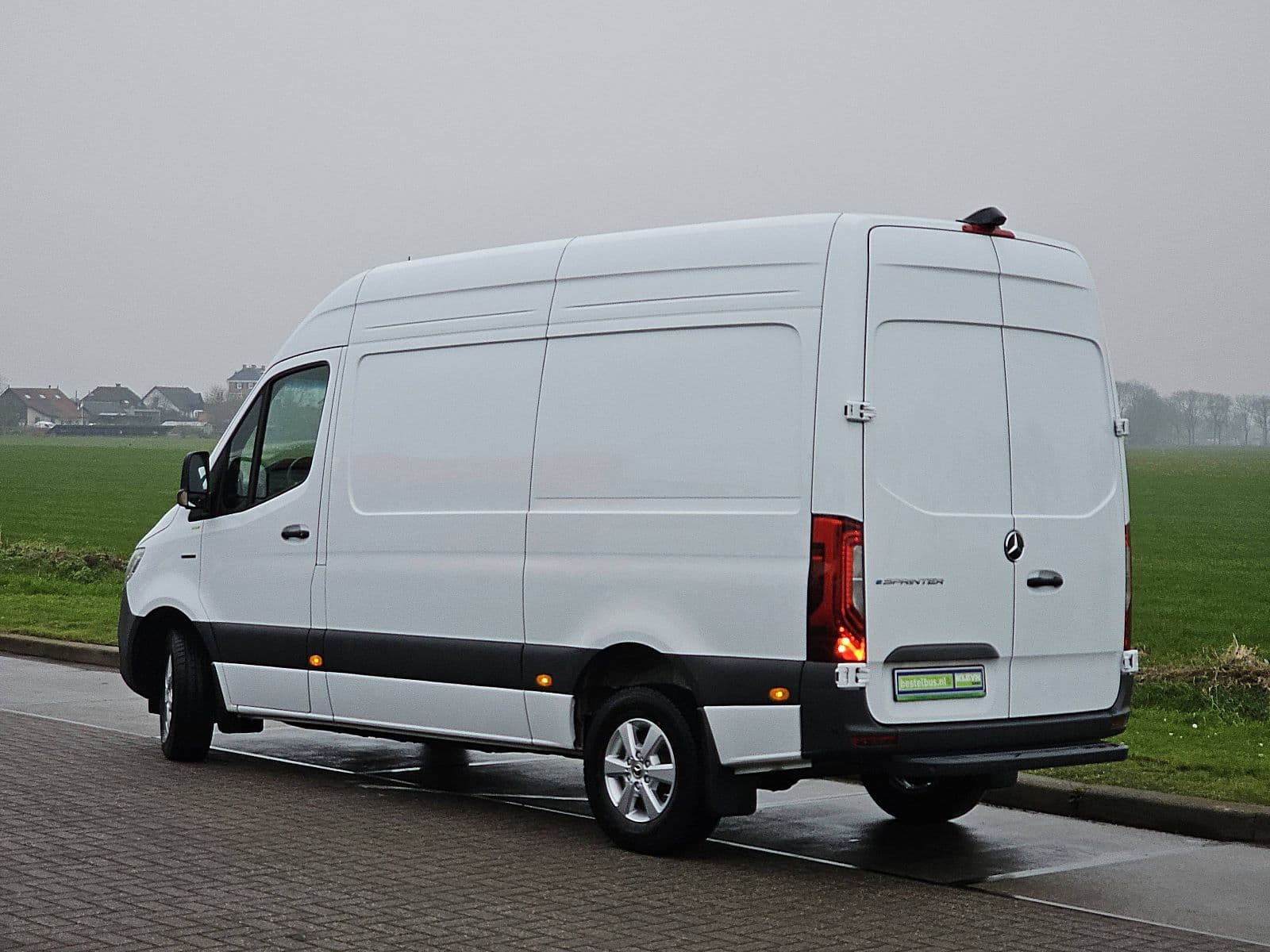 Mercedes-Benz Esprinter thumbnail 5