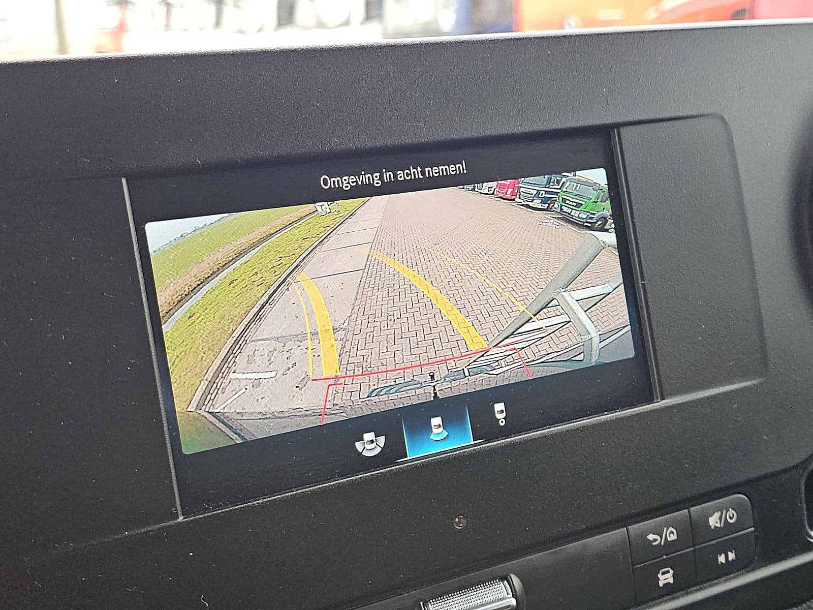 Mercedes-Benz Sprinter thumbnail 18