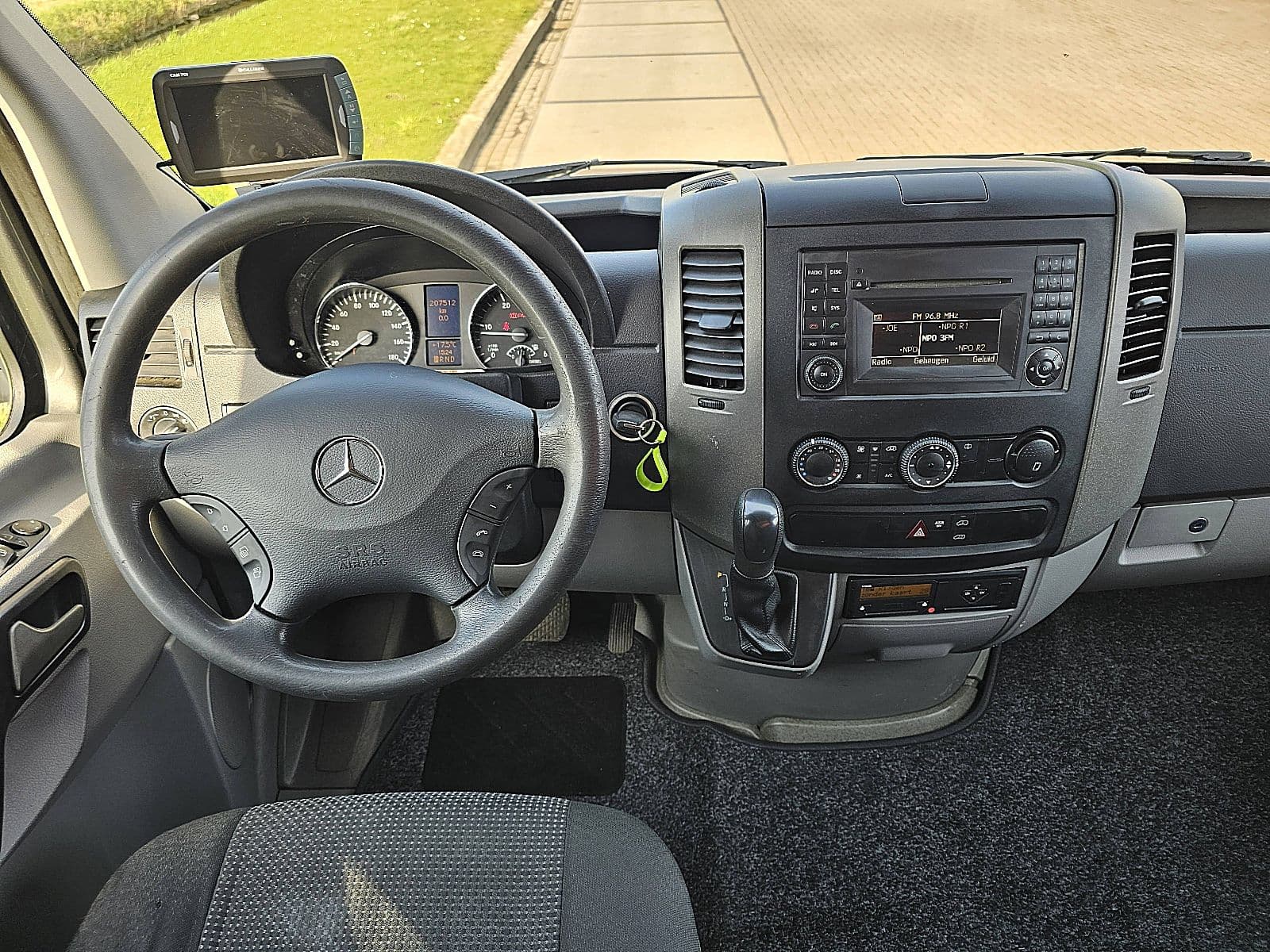 Mercedes-Benz Sprinter thumbnail 7