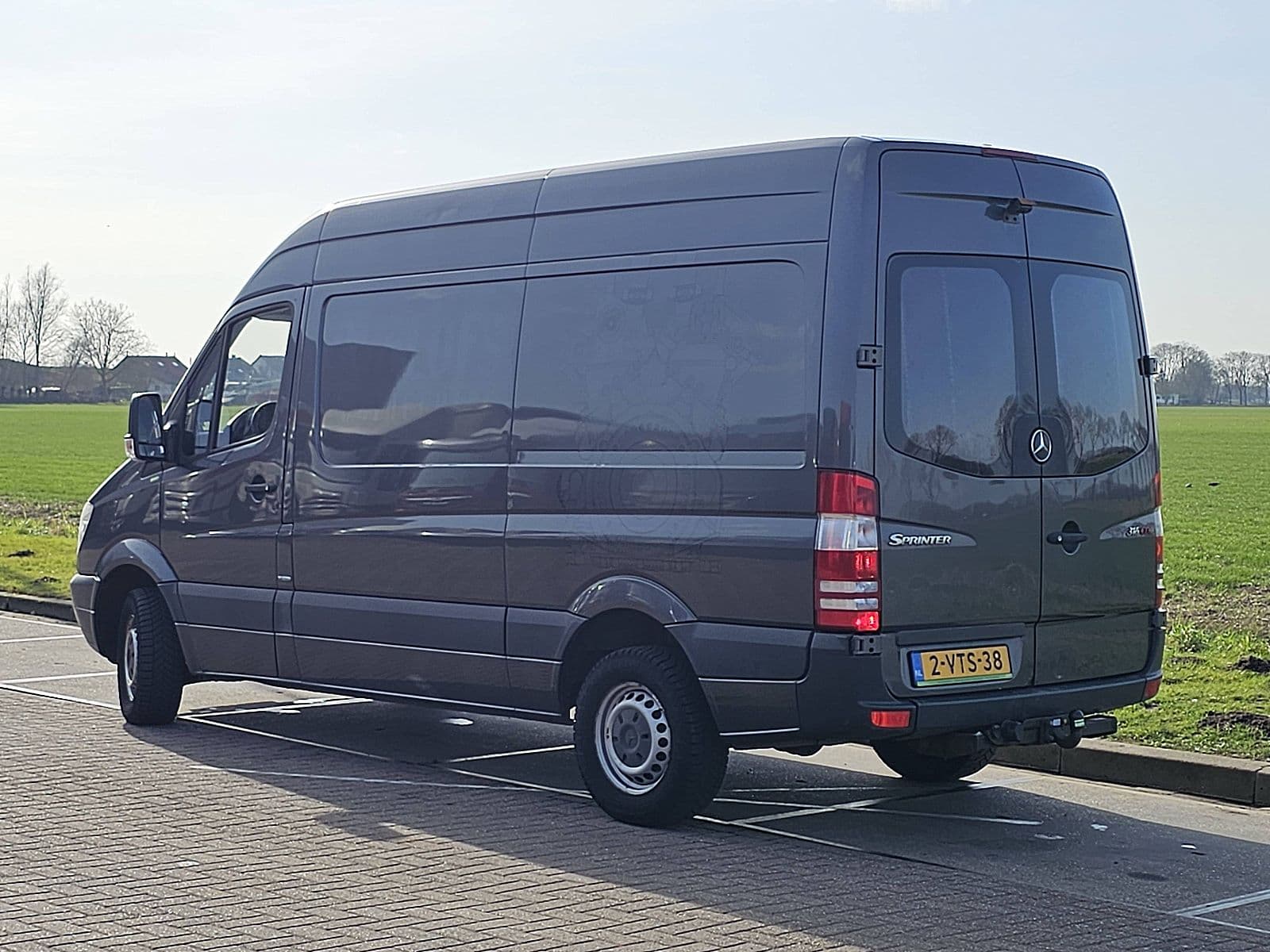 Mercedes-Benz Sprinter thumbnail 5