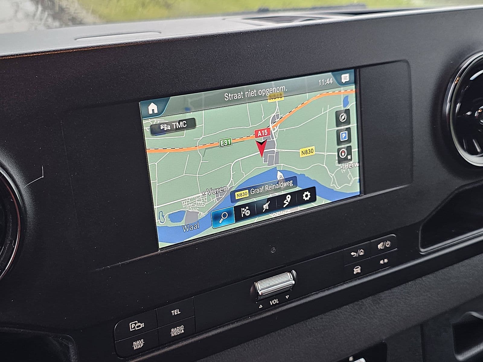 Mercedes-Benz Sprinter thumbnail 9