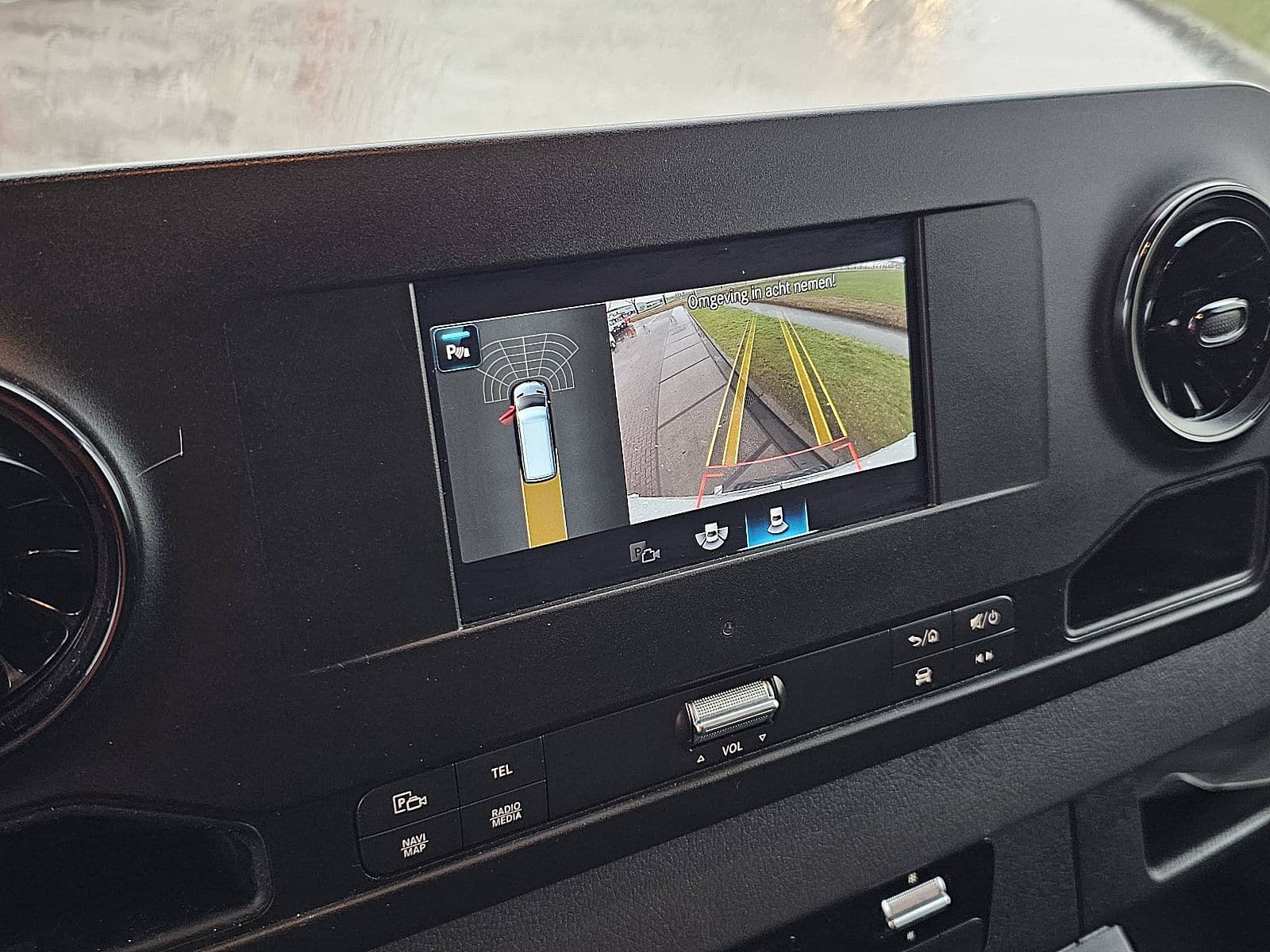 Mercedes-Benz Sprinter thumbnail 15