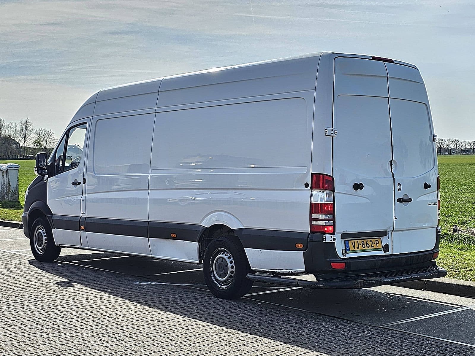 Mercedes-Benz Sprinter thumbnail 5