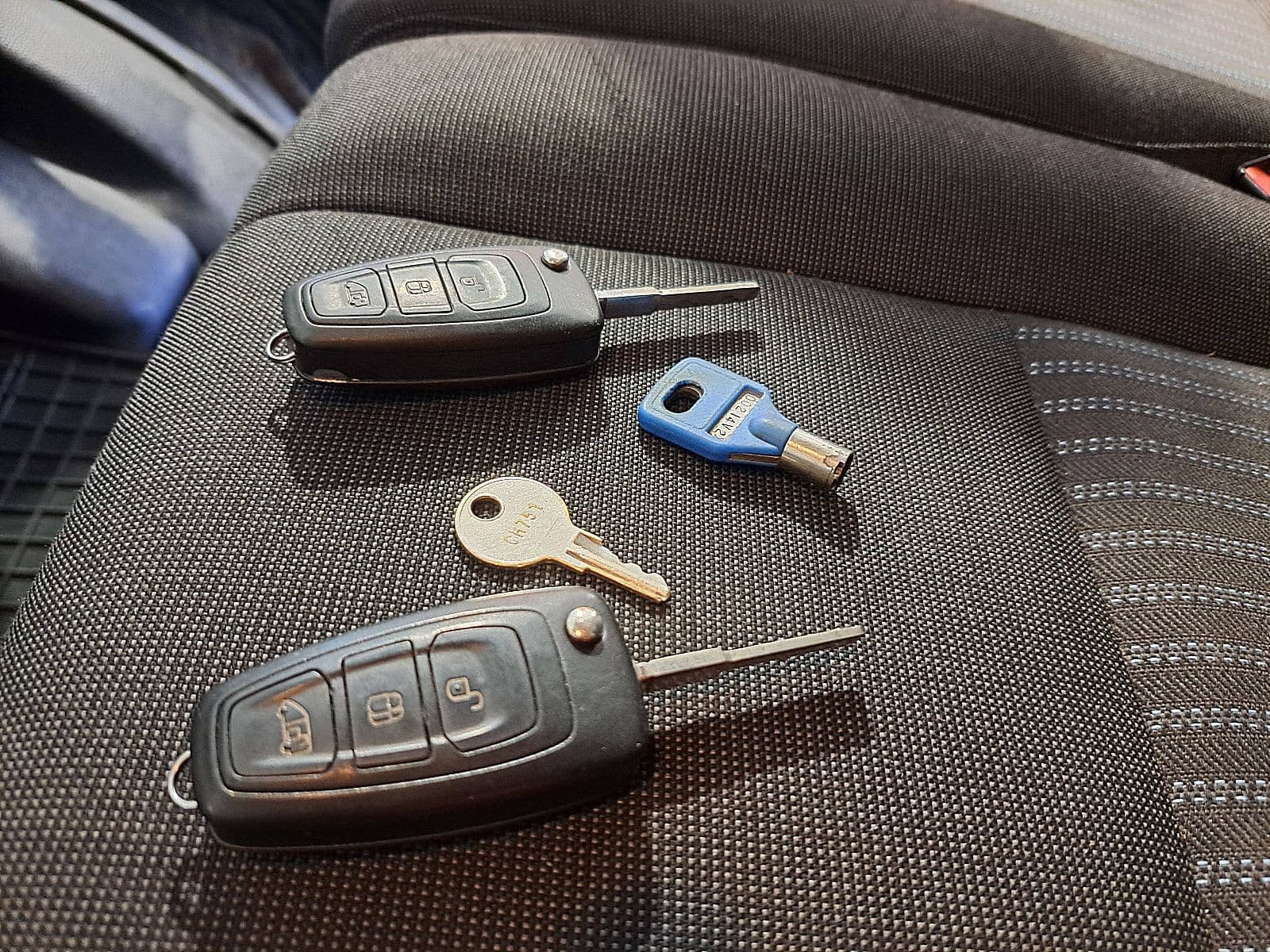 Ford Transit thumbnail 11