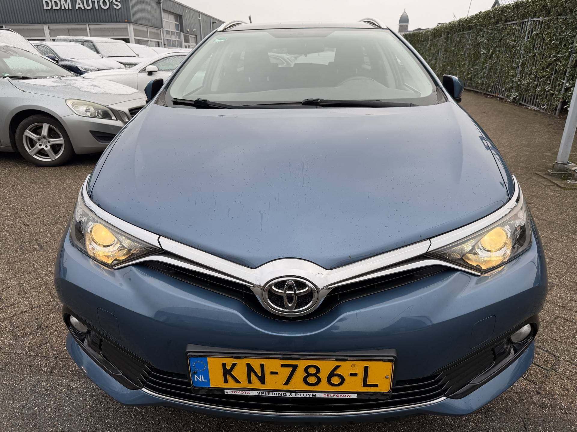 Toyota Auris thumbnail 5