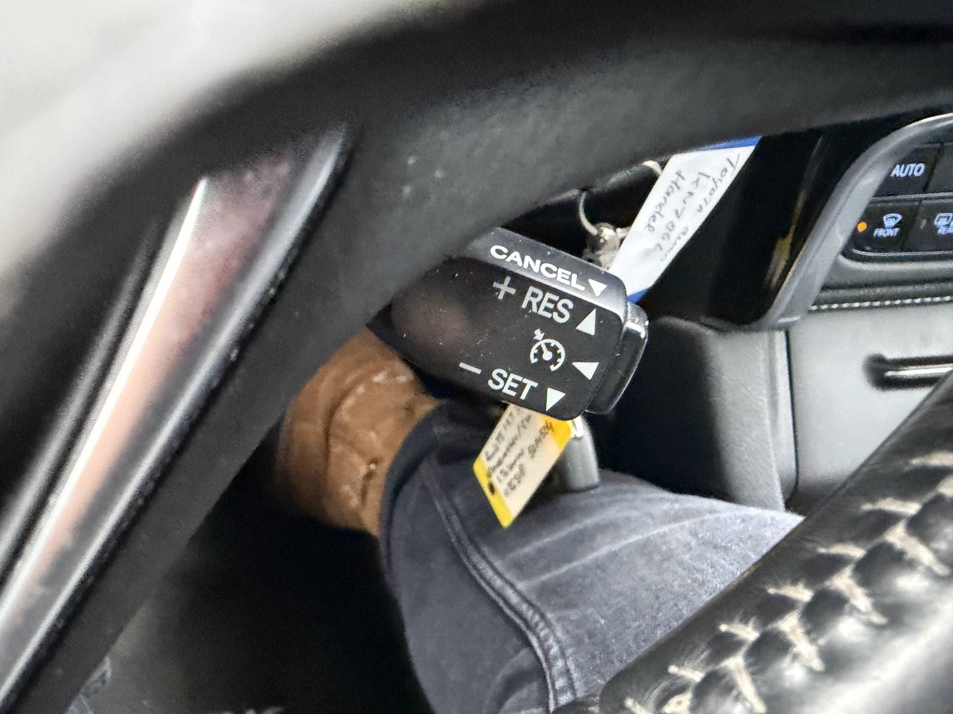 Toyota Auris thumbnail 10