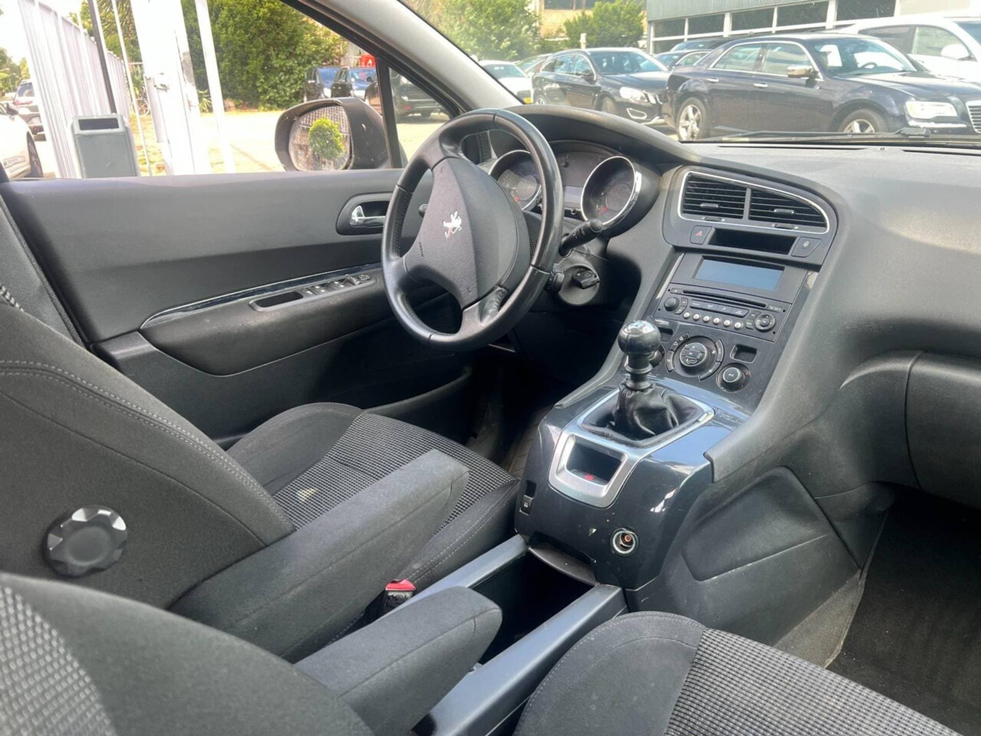 Peugeot 5008 thumbnail 5