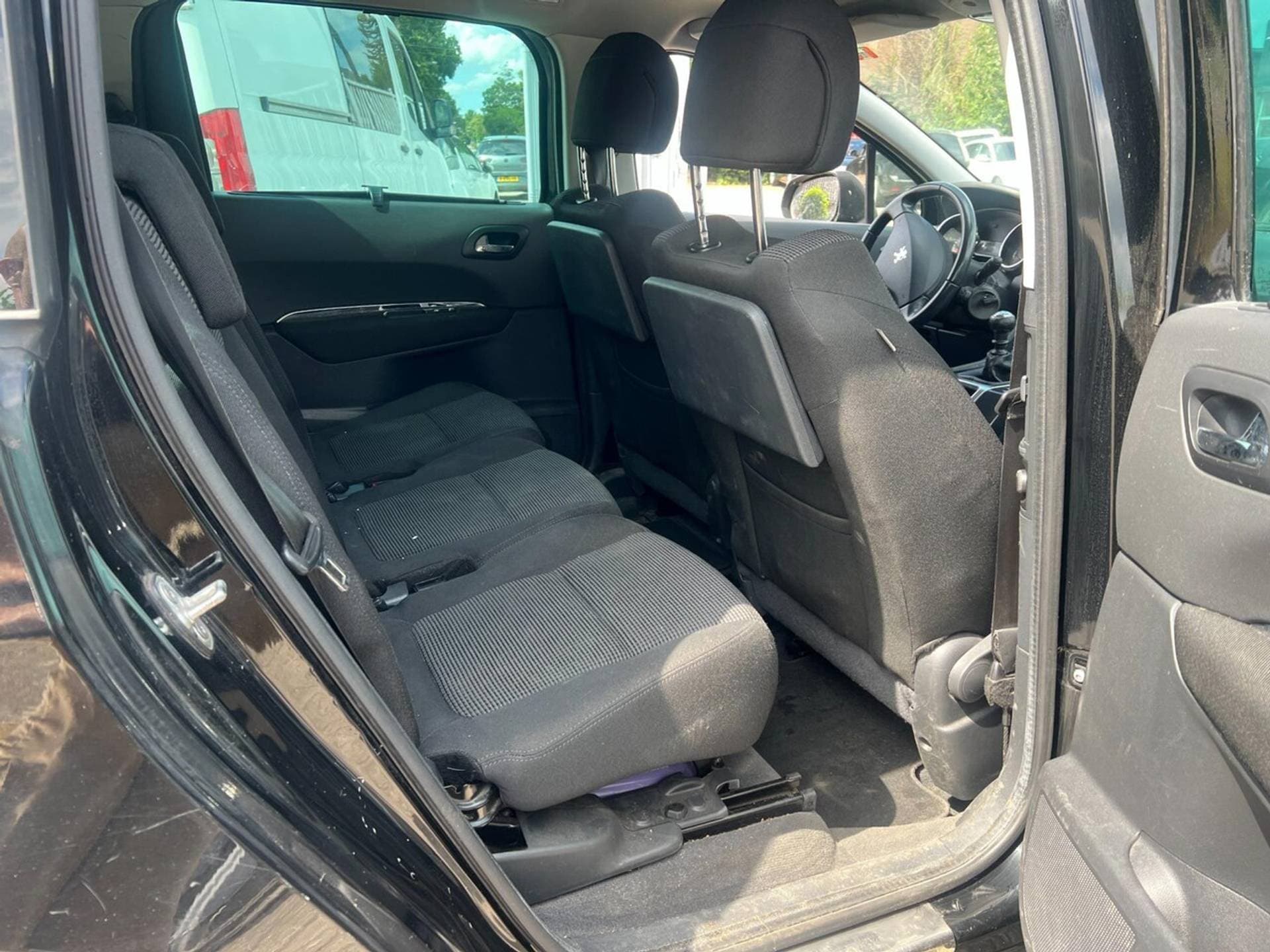 Peugeot 5008 thumbnail 6