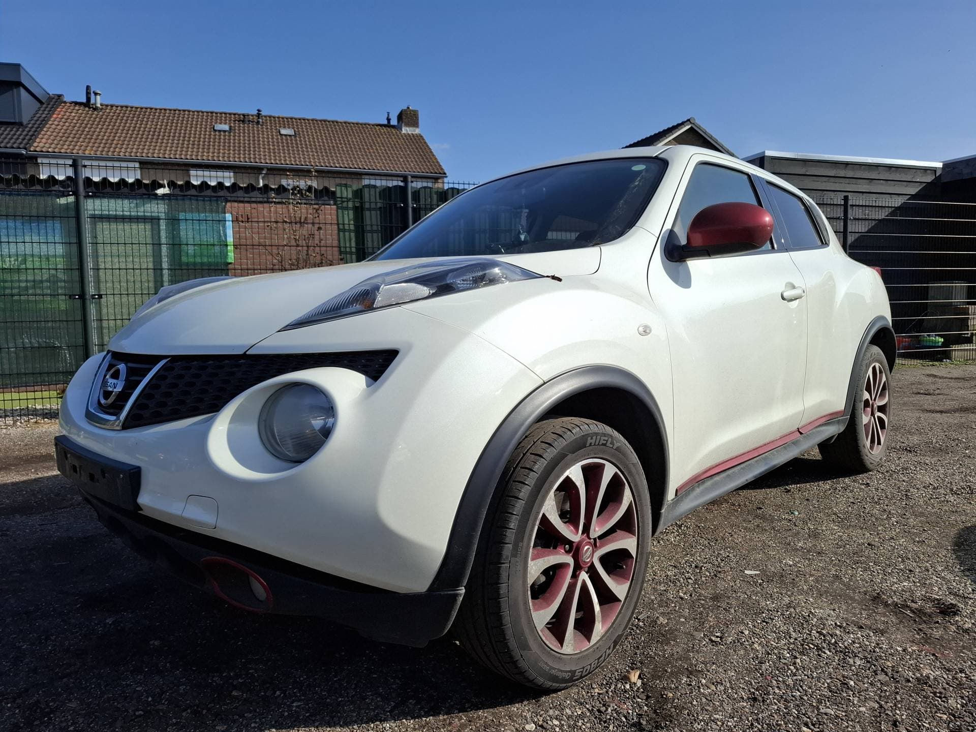 Nissan Juke 1.5 dCi Urban Premium thumbnail 2