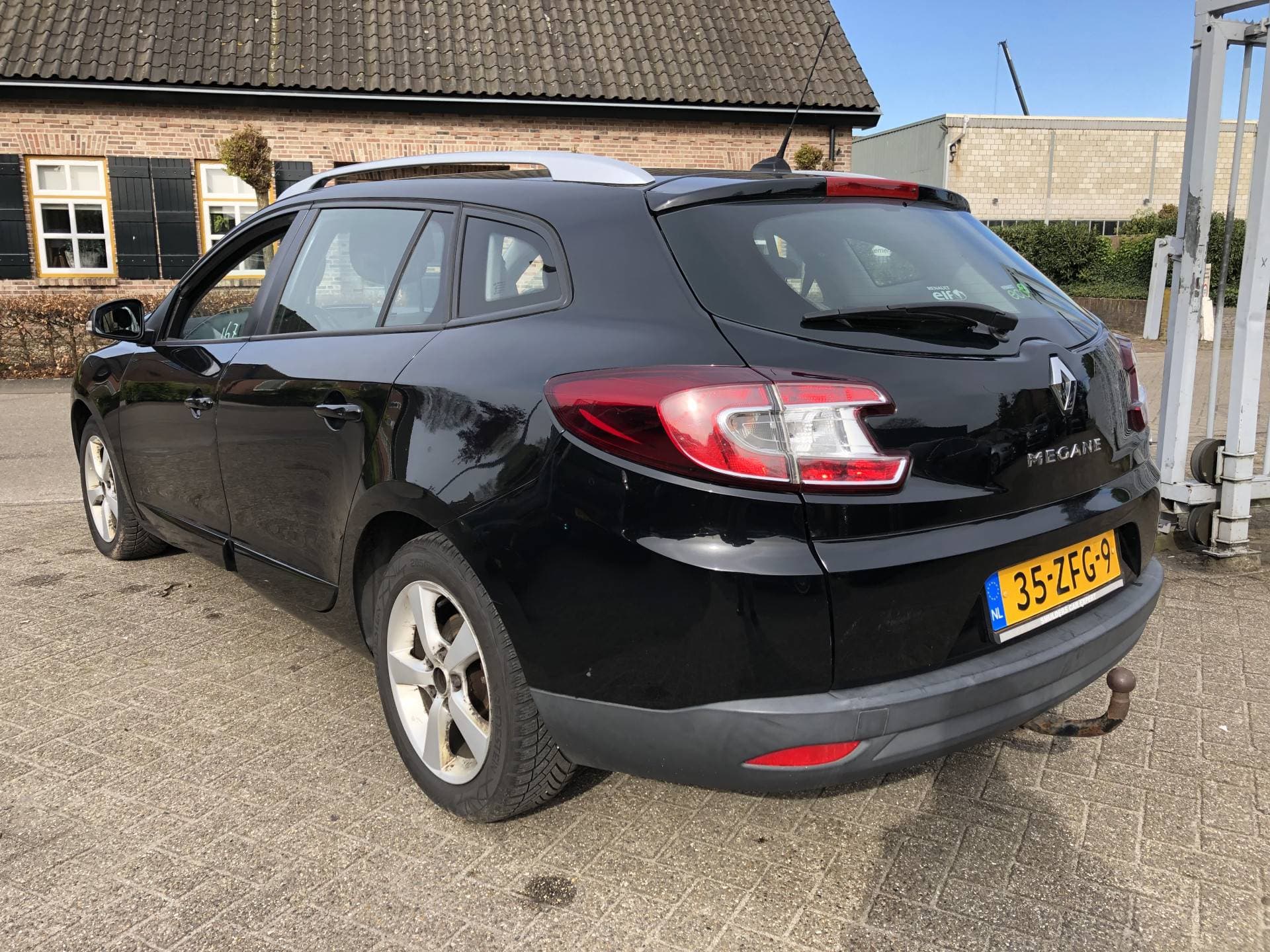 Renault Mégane Estate thumbnail 3