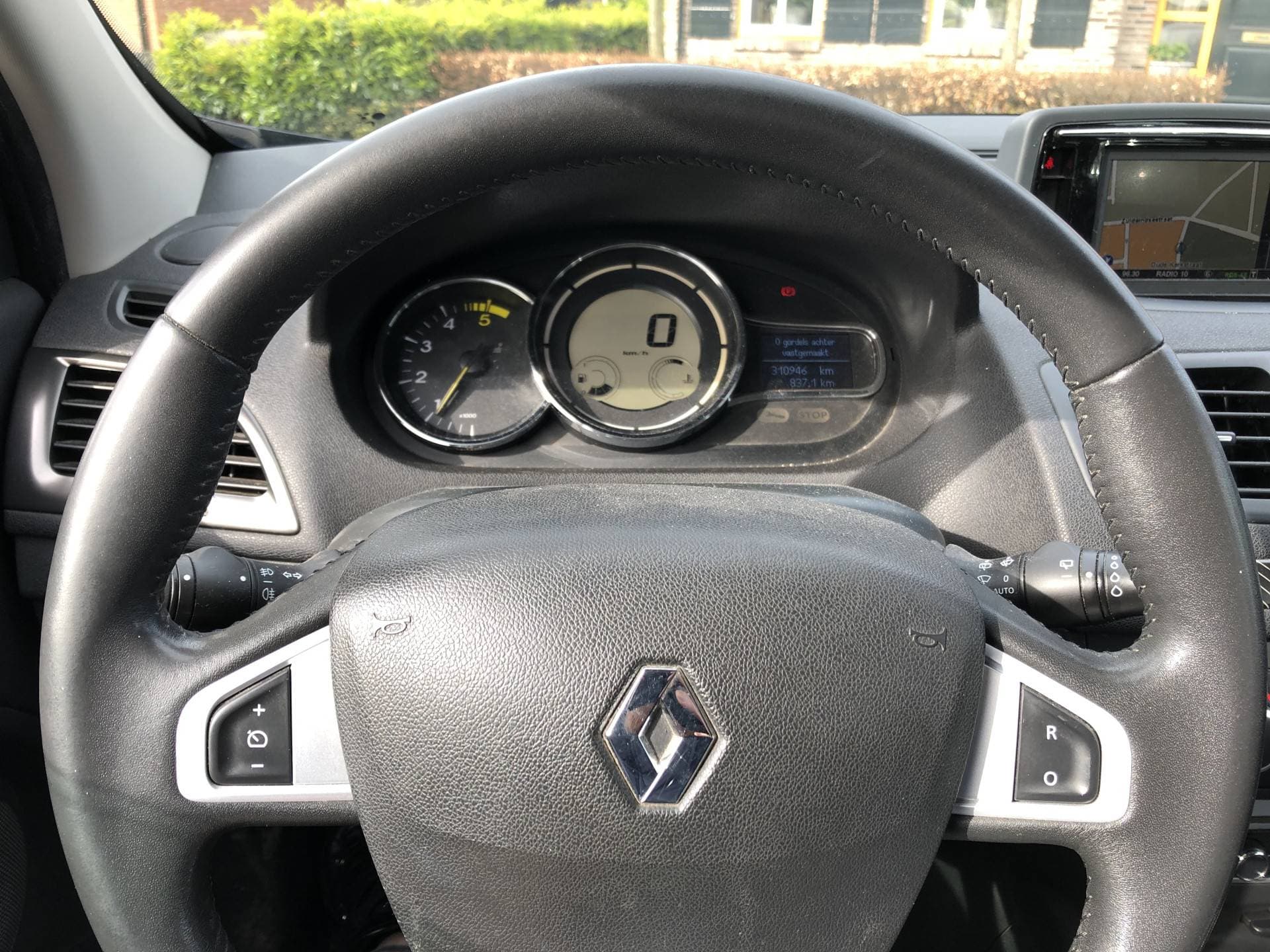 Renault Mégane Estate thumbnail 9