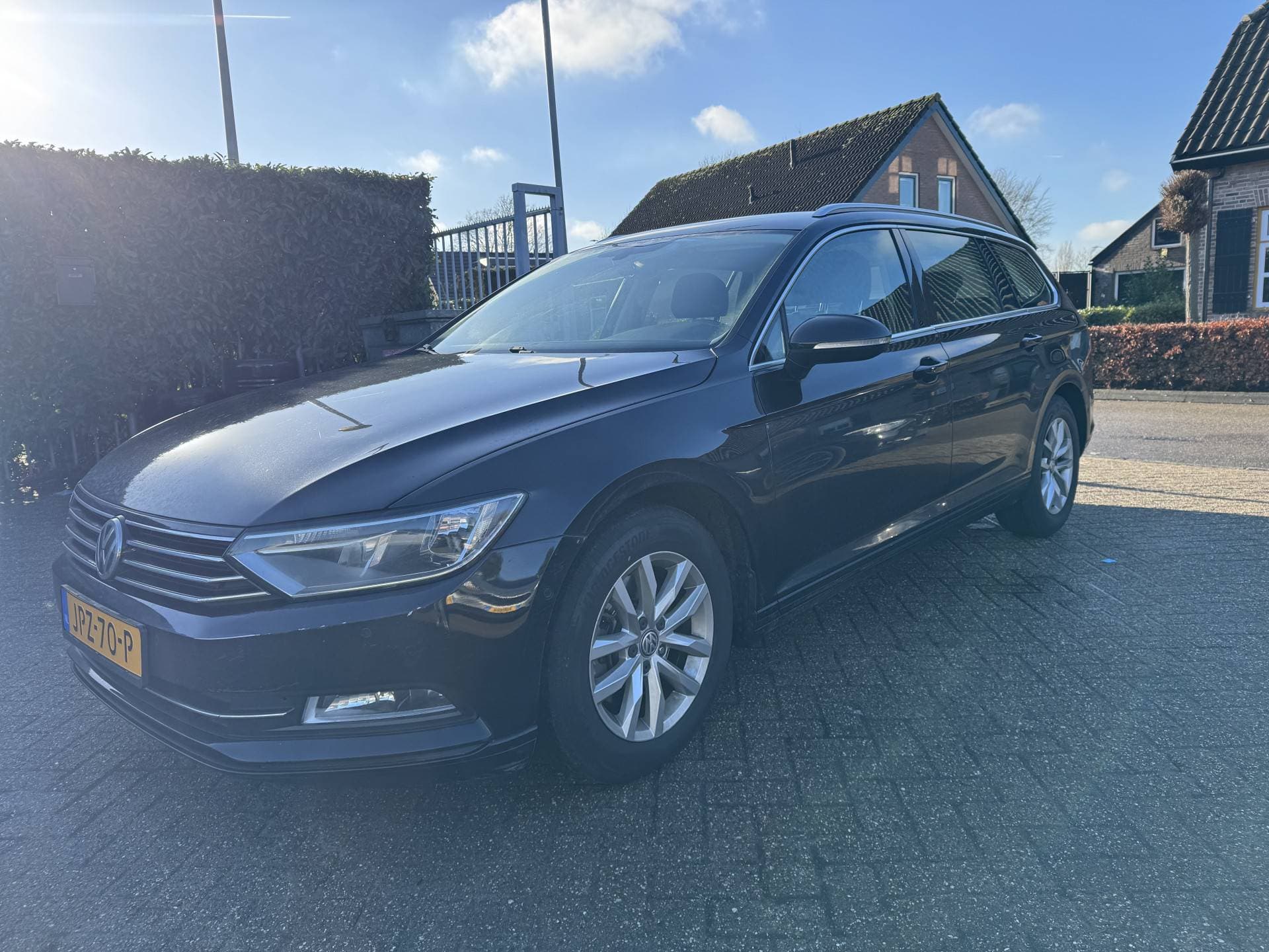 Volkswagen Passat thumbnail 5